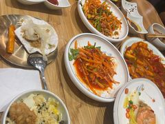 -青瓦餐厅·生鱼片·韩园烤肉(西塔店)