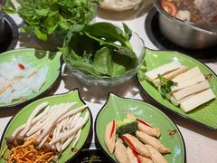 -一叶一世界·素食餐厅(锦华万达店)