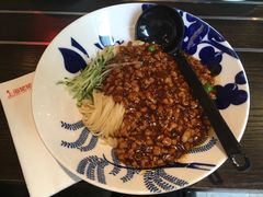 炸酱拌面-上海姥姥(西环店)