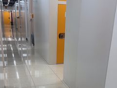 -安东易迷你自助仓储寄存仓库(杨浦店)