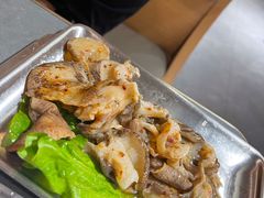 -围炉肉舍•炭烤活鳗•丹东海鲜烤肉(步行街店)