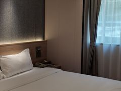 -文星酒店(广州北京路步行街海珠广场地铁站店)