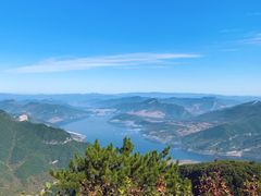 -九鼎铁刹山风景区