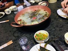 -景明轩•养生酸汤鱼火锅 云贵鲜菌 现舂野果酸汤(王寨小区店)