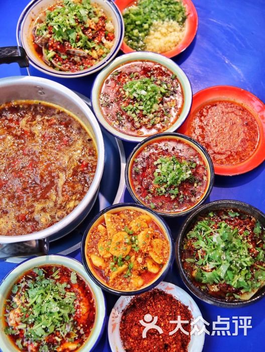 马路边边串串香(苏州街北京总店)图片 - 第1张