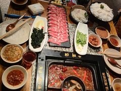 -老牌坊云南鱼豆花火锅(哈西万达店)