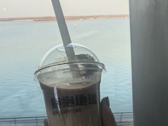 -抱抱地球咖啡馆(国家海洋博物馆店)