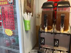 -柳州肥姨妈大骨螺蛳粉(东靖路店)