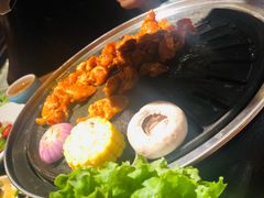 -明洞阿姨·韩式酱蟹烤肉·创意料理(三元桥店)