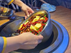 -老何二婶家铁锅炖·东北菜(白石洲店)