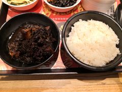 梅干菜扣肉-老娘舅(苏州中心大道西大润发店)