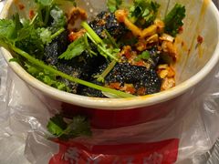 -黑色经典臭豆腐·湖南特产(步行街店)