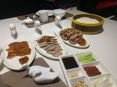 -皇城根·鲁菜济南菜·吊炉烤鸭·炒鸡鱼头(济南旗舰店)