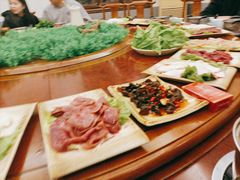 -周老三跷脚牛肉·全牛火锅(非遗传承店)