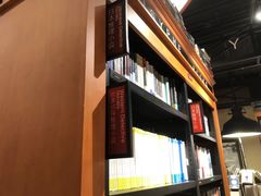 -西西弗书店&矢量咖啡(来福士广场店)