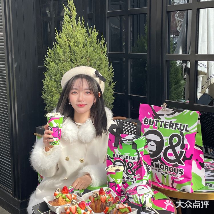 B&C x AAPE圣诞联名🍓新皮肤上线啦！