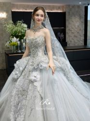 点击看大图 -Renee芮亦婚纱