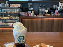 -星巴克臻选(周浦万达店)