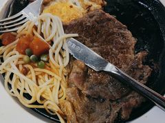 -豪客来牛排(空港华联店)