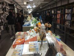 -先锋书店(五台山总店)