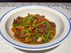 土芹菜炒黄牛肉-湘语·湖南家常菜(新洲店)