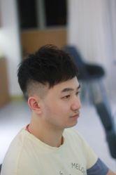 -发饰美男士增发补发假发定制店