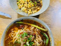 -丁丁猫重庆小面(徐州路店)