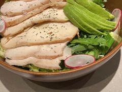 牛油果鸡胸肉沙拉-农畉LONFOOD(万象天地店)