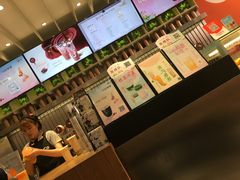 -CoCo都可(湖滨银泰店B区店)