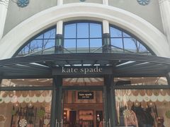 -比斯特上海购物村精品奥特莱斯