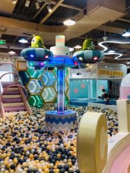 -多多淘儿童体验中心(重庆来福士店)