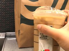 -星巴克(深圳北站B5检票口)