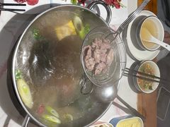 -乡土黄·鲜牛肉火锅·小龙虾(兴业街店)