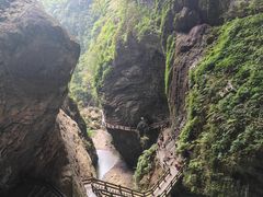 -龙水峡地缝景区
