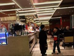 -大中华希尔顿酒店-念自助餐·嗨啤·小龙虾