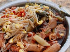 -灵山卢梅燕粉店