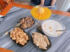 -黄师奶甜品店