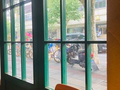 -星巴克(武康路店)