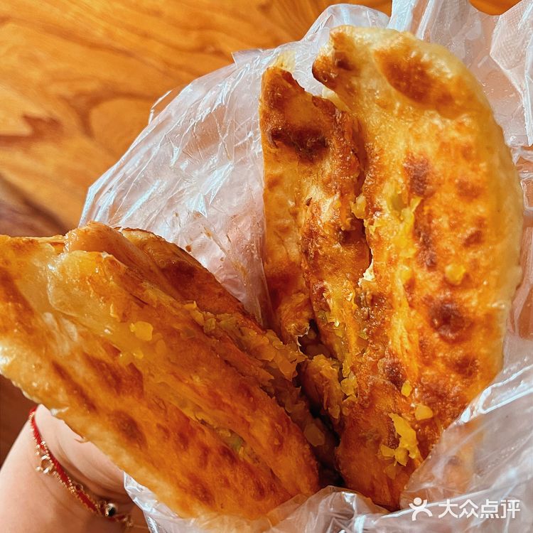 天津老牌吃货应该都知道这家鞋垫鸡蛋灌饼！！