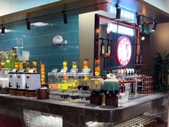 -金马门国际美食百汇(珞喻路店)