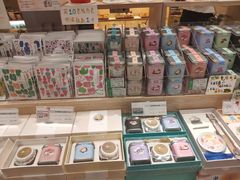 -猫的天空之城概念书店(印象城购物中心店)