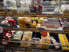 面包甜点陈列柜-盒马鲜生(双清路店)