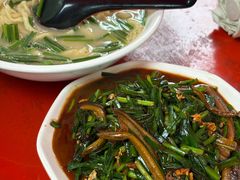 -三百碗宝应长鱼面(板仓街店)