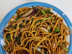 -陆元丰·兰州纯汤牛肉面(自强西路店)