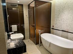 -兰州皇冠假日酒店