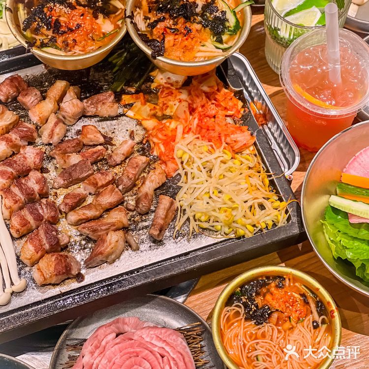 深夜食堂的韩国烤肉，冰面配烤肉也太赞了吧