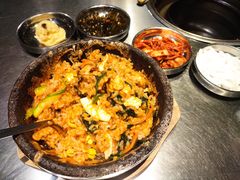 -哈哈碳都·牛肋条无限自助烤肉(台江万达店)