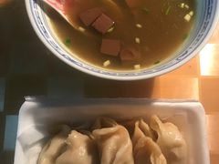 -黄阿姨锅贴大王(万航渡路店)