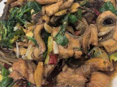 -鲁南仔·滕州炒鸡(经三路店)