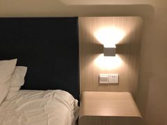 -汉庭(上海外滩江西中路店)